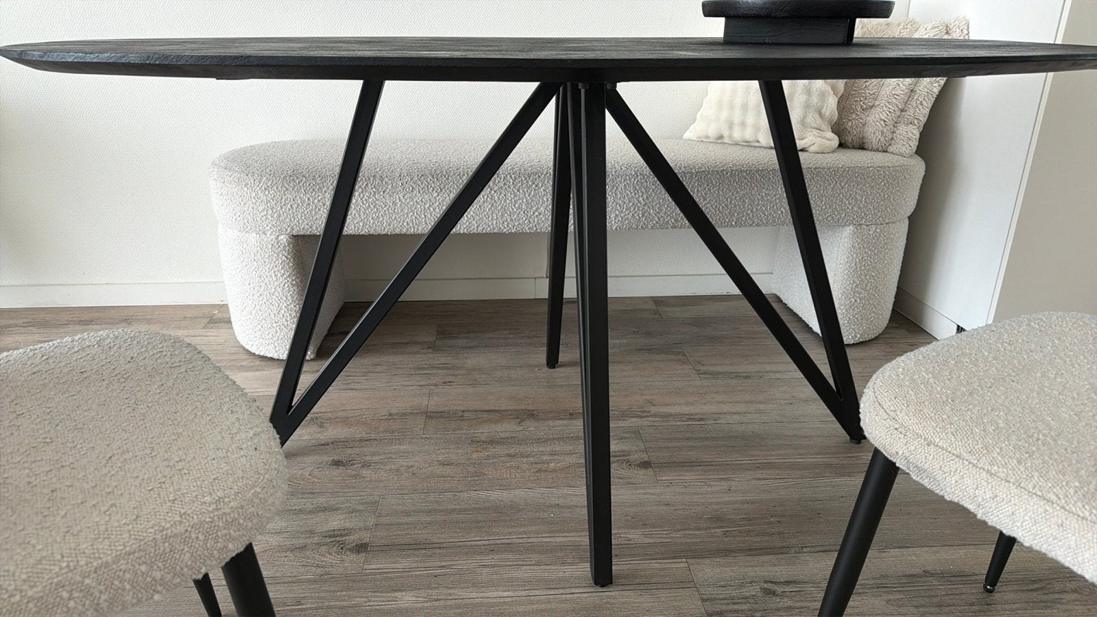 Eetkamerset: Tafel, Bouclé Bank en Stoelen, Ophalen, 100 tot 150 cm, Zo goed als nieuw, 150 tot 200 cm