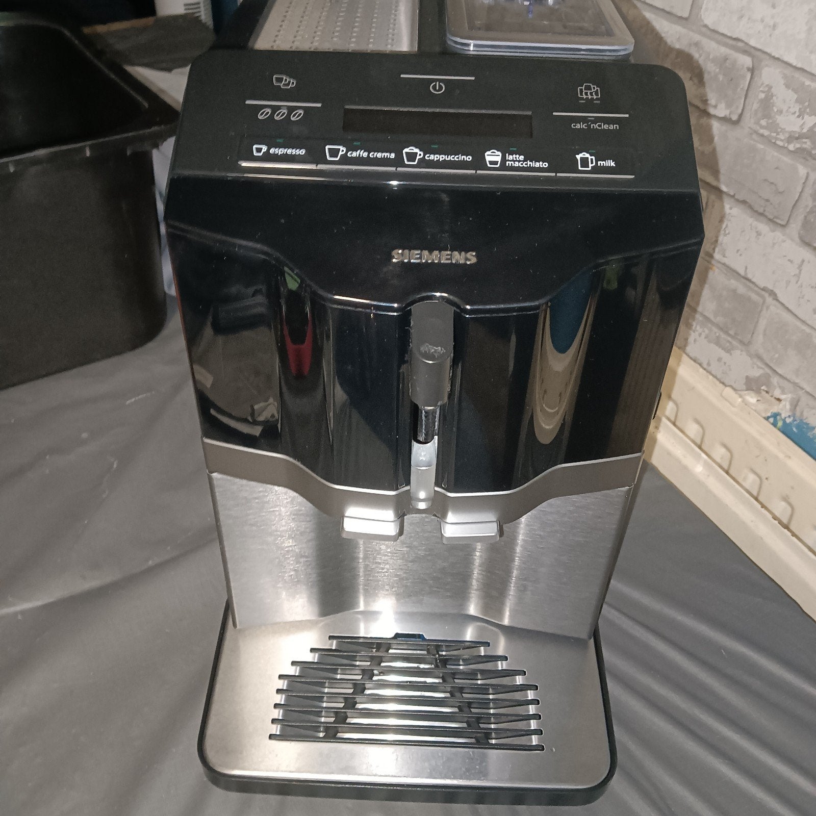 Siemens EQ300 koffiebonen machine, Ophalen, Espresso apparaat, Koffiebonen, Afneembaar waterreservoir