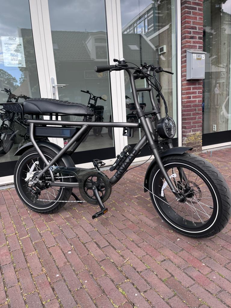 Knaap AMS fatbike NIEUWSTAAT SPACE GREY 520 km, Ophalen of Verzenden, Zo goed als nieuw