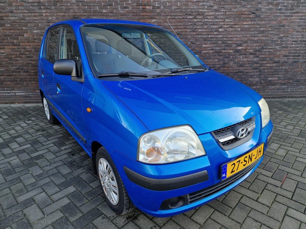 Hyundai Atos 1.1i Active Cool trekhaak airco APK 09-2026 CV, Auto's, Hyundai, Voorwielaandrijving, Stof, 4 cilinders, Origineel Nederlands