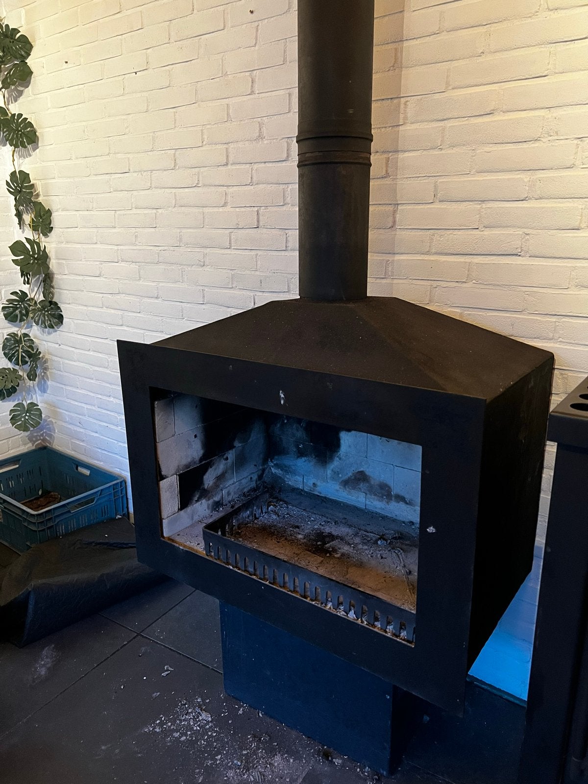 Mooie openhaard, 90x60 cm, op stenen onderstel, Ophalen, Gebruikt, Vrijstaande haard, Houthaard