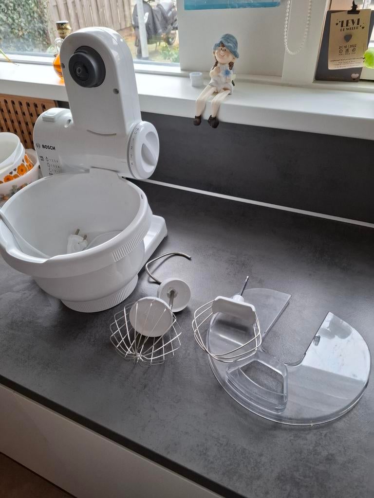Bosch keukenmixer met kom en accessoires, Witgoed en Apparatuur, Keukenmixers, Ophalen of Verzenden