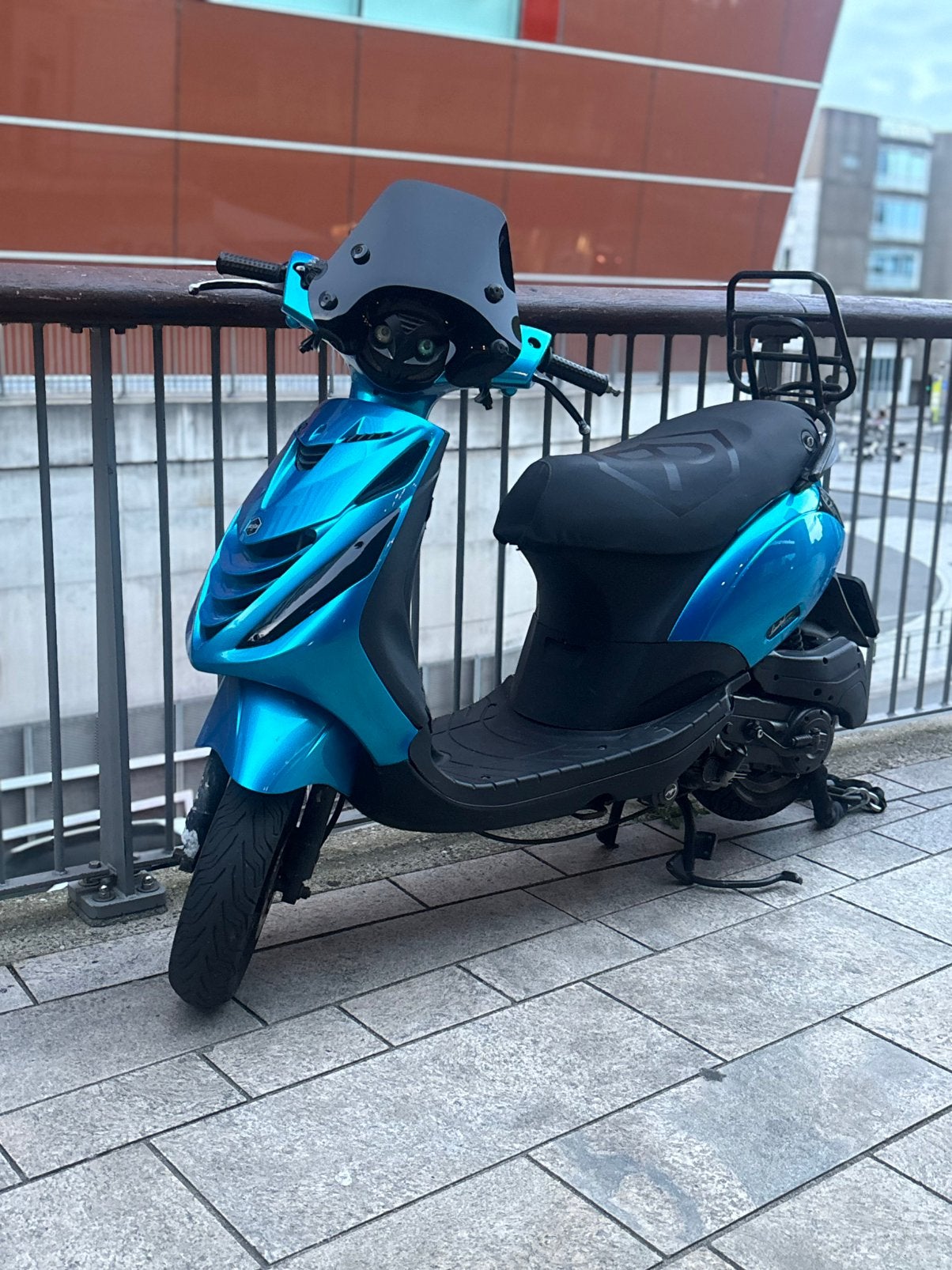 zip, Ophalen, Zo goed als nieuw, Benzine, Zip