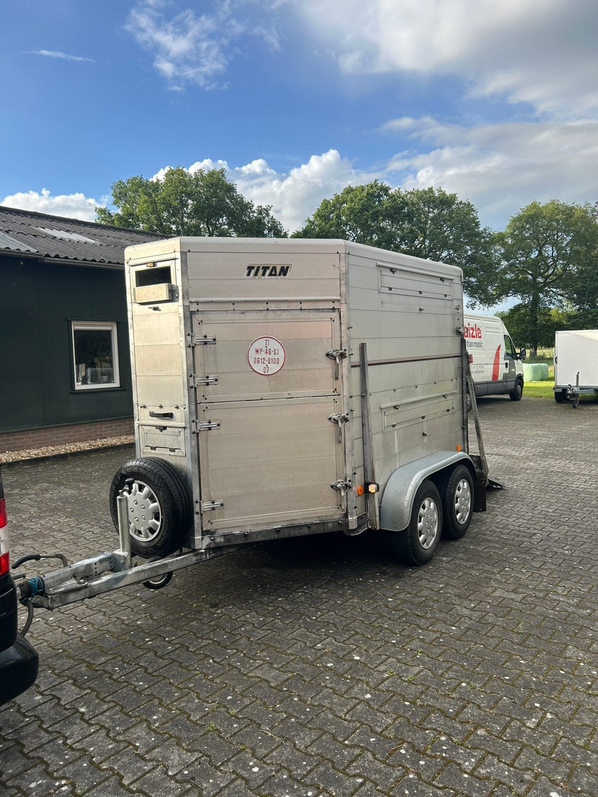 Mooie titan veetrailer, Dieren en Toebehoren, Paarden en Pony's | Trailers en Aanhangwagens, Ophalen, Zo goed als nieuw, Aluminium