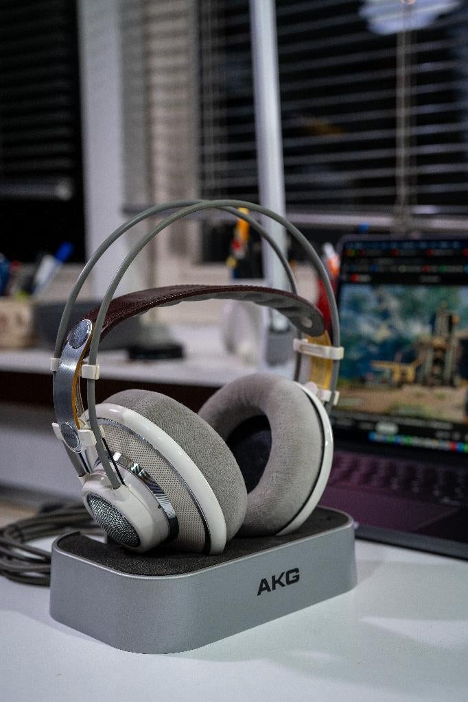 AKG K701 Headphone, Ophalen of Verzenden, Gebruikt, Over oor (circumaural), Overige merken