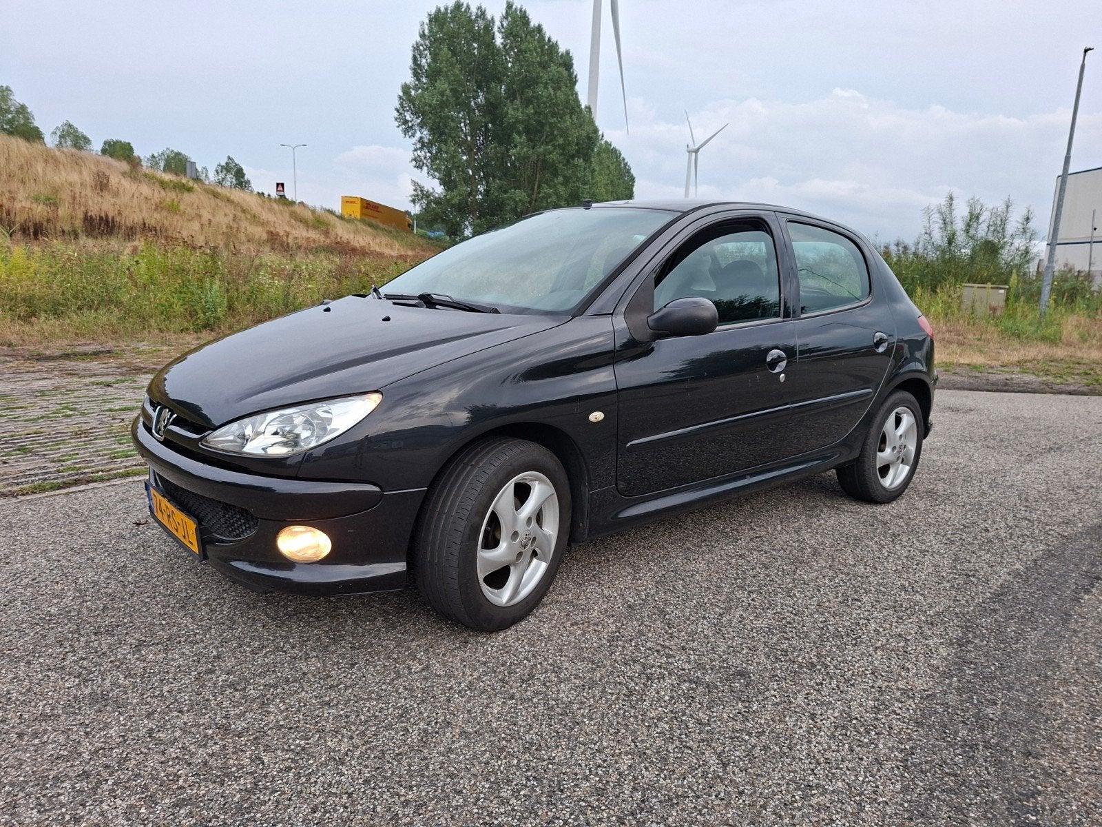 Peugeot 206 1.4 5D 2005 Zwart, Voorwielaandrijving, 31 €/maand, 4 cilinders, Zwart