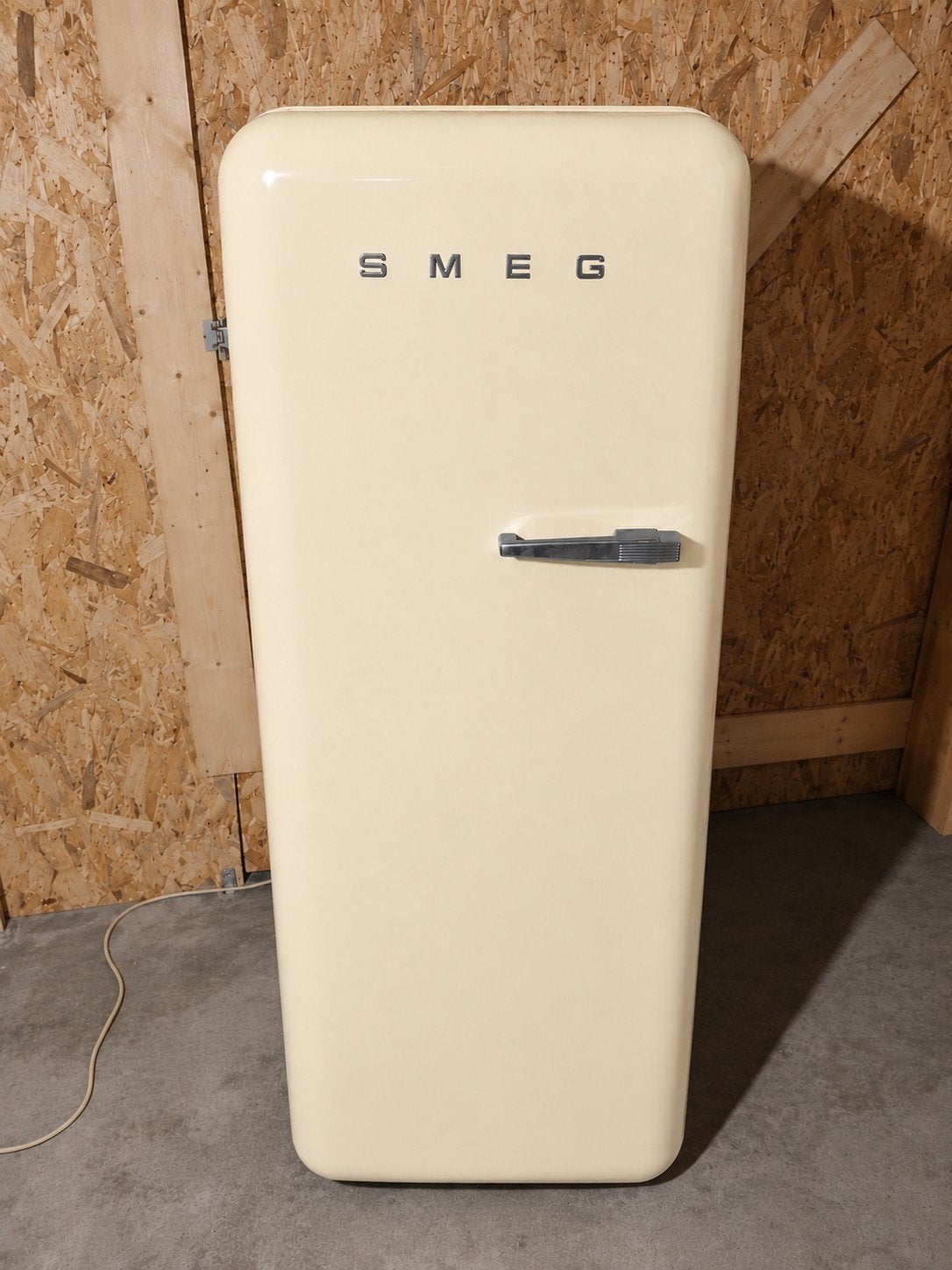 Smeg Koelkast Crème - Retro Stijl met Vriesvak, Ophalen