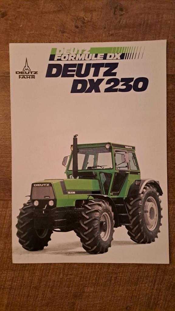 Folder DEUTZ DX 230 tractor,  trekker, Ophalen of Verzenden, Zo goed als nieuw, Folder