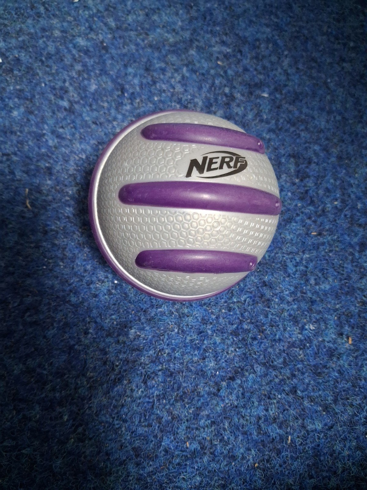 Nerf balletje Paars/Grijs hard  plastic, Ophalen of Verzenden, Gebruikt, Jongen of Meisje