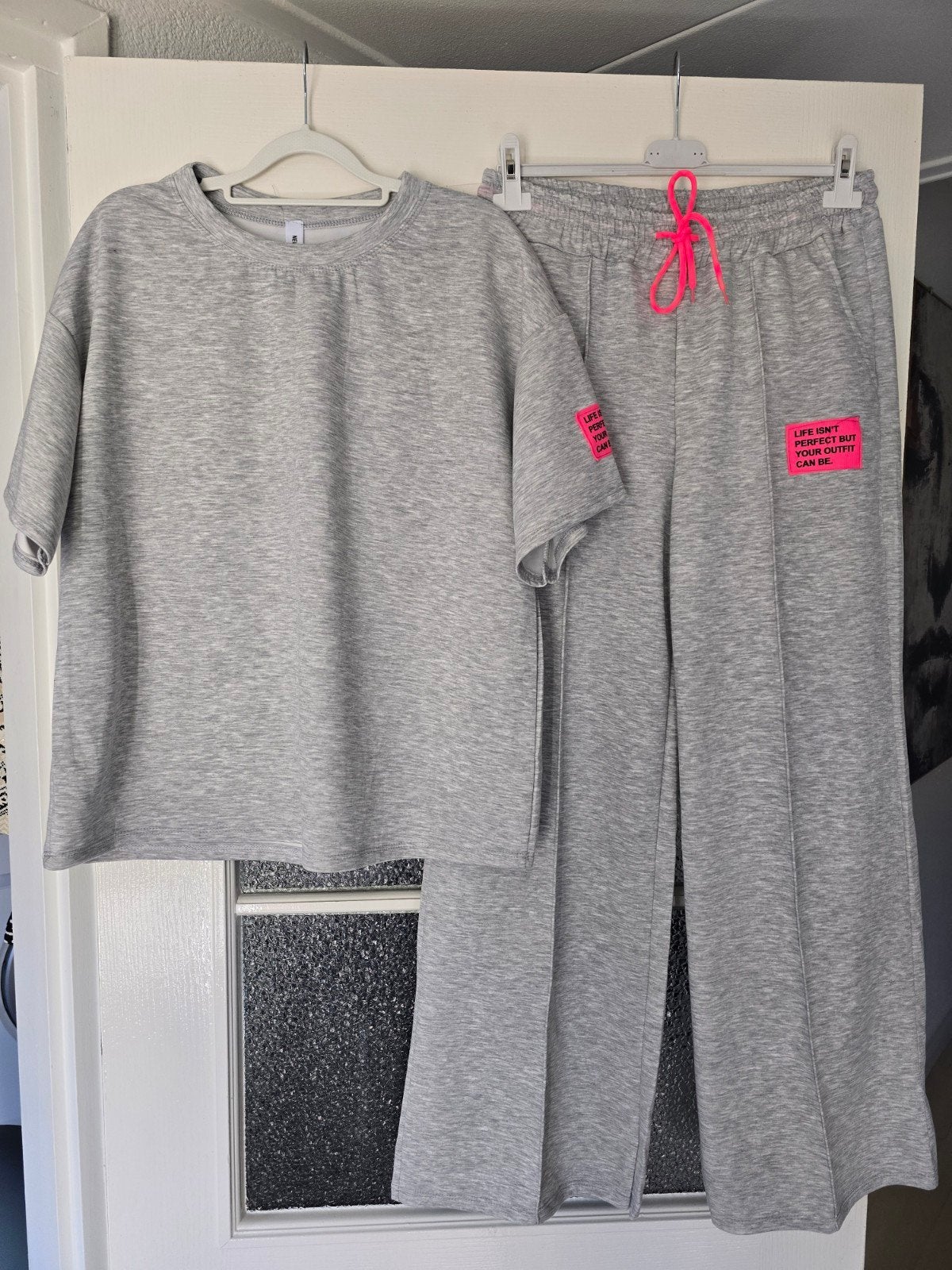 nieuw pak life isnt perfect grijs 38 40 42 44, Kleding | Dames, Ophalen of Verzenden, Nieuw, Maat 42/44 (L), Grijs