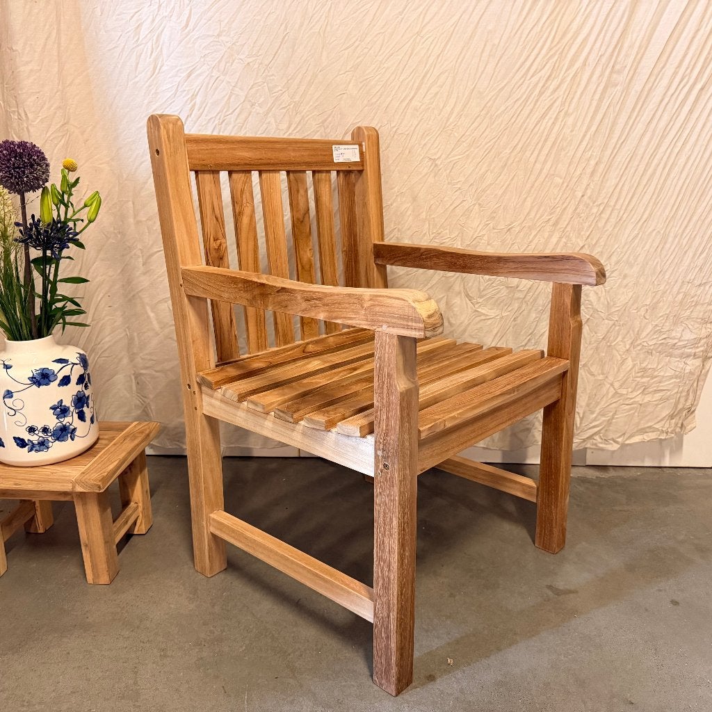tuinstoelen massief teak met armleuningen - Gratis bezorgd, TTM Wonen, Meubels – (Perzische) Tapijten en Woonaccessoires, Taag 63, 2491 CS, Den Haag (Forepark)