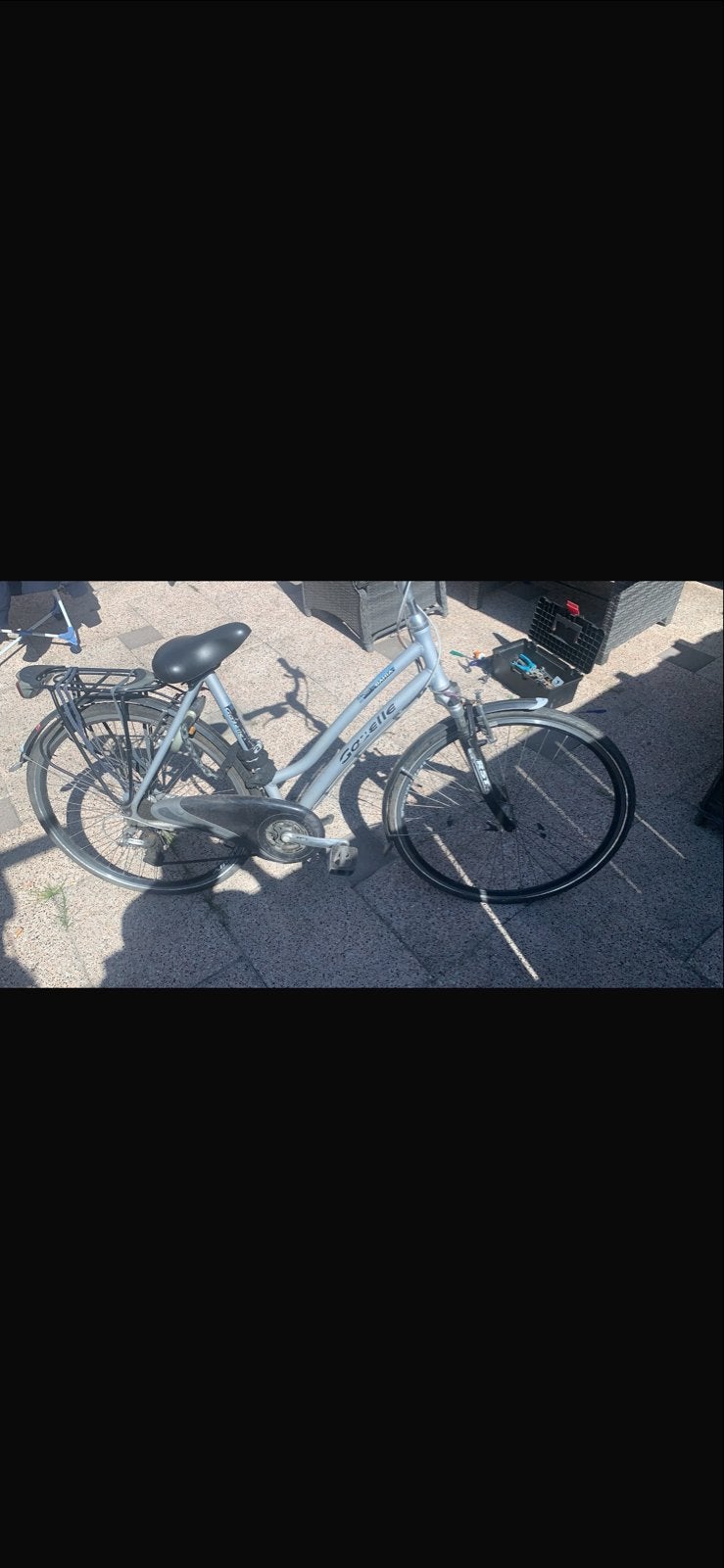 Opknap Gazelle fiets met lekke band, Fietsen en Brommers, Fietsen | Dames | Damesfietsen, Ophalen, Gazelle, Trommelrem, 53 tot 56 cm
