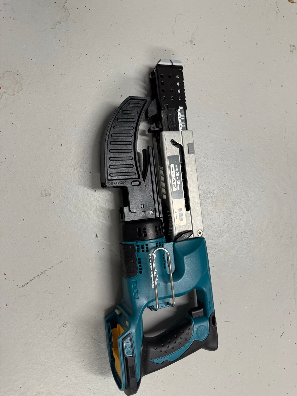 Makita DFR550 18V Accu Bandschroefmachine - Zo goed als nieu, Ophalen of Verzenden, Zo goed als nieuw, Boor- en Schroefmachine