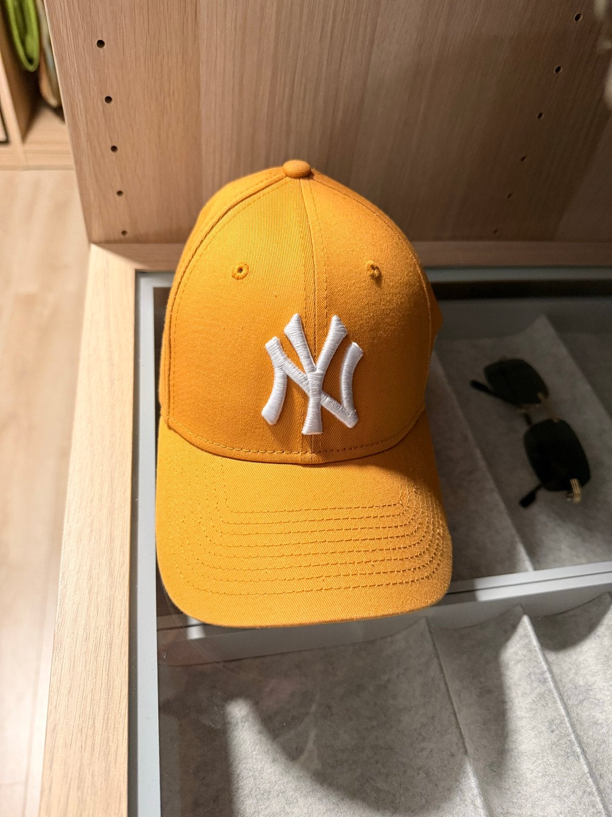New York Yankees pet - Geel, Ophalen of Verzenden, Zo goed als nieuw, One size fits all, Pet