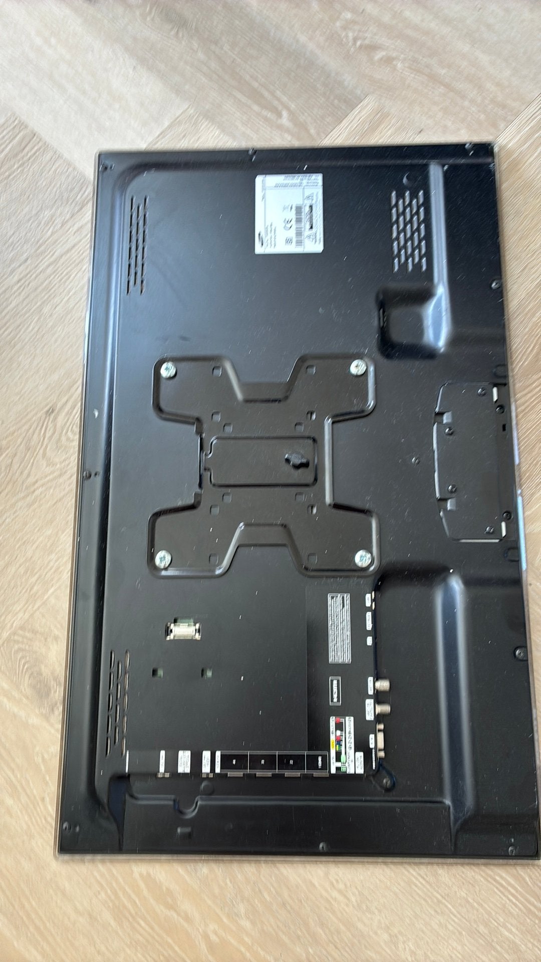 Samsung 32” Full HD LED TV – With Original Remote, Ophalen of Verzenden, Zo goed als nieuw