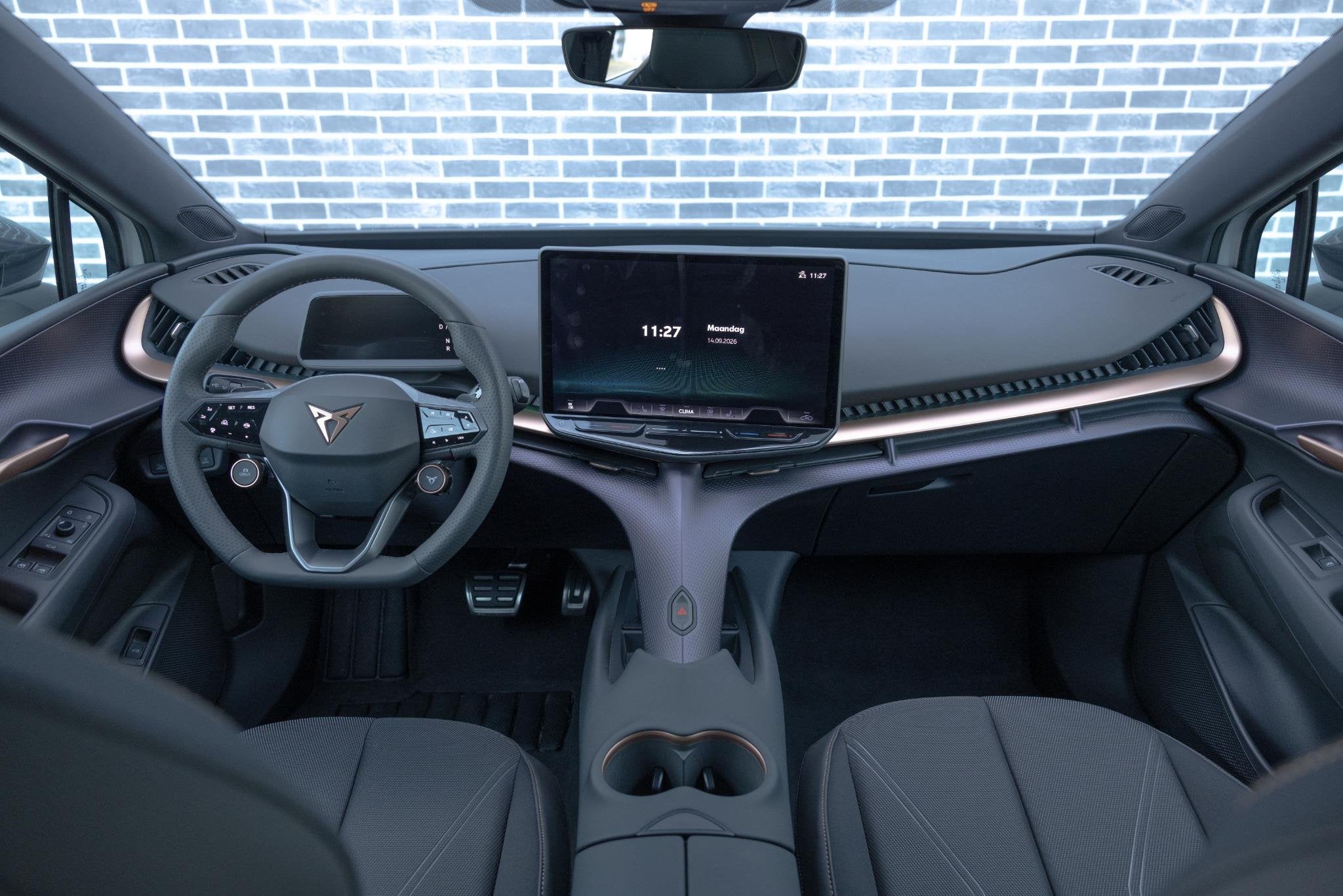 Cupra Tavascan 82 kWh Endurance | Warmtepomp | Stoelverwarmi, Auto's, Gebruikt, Zwart, 82 kWh, Automatische klimaatregeling