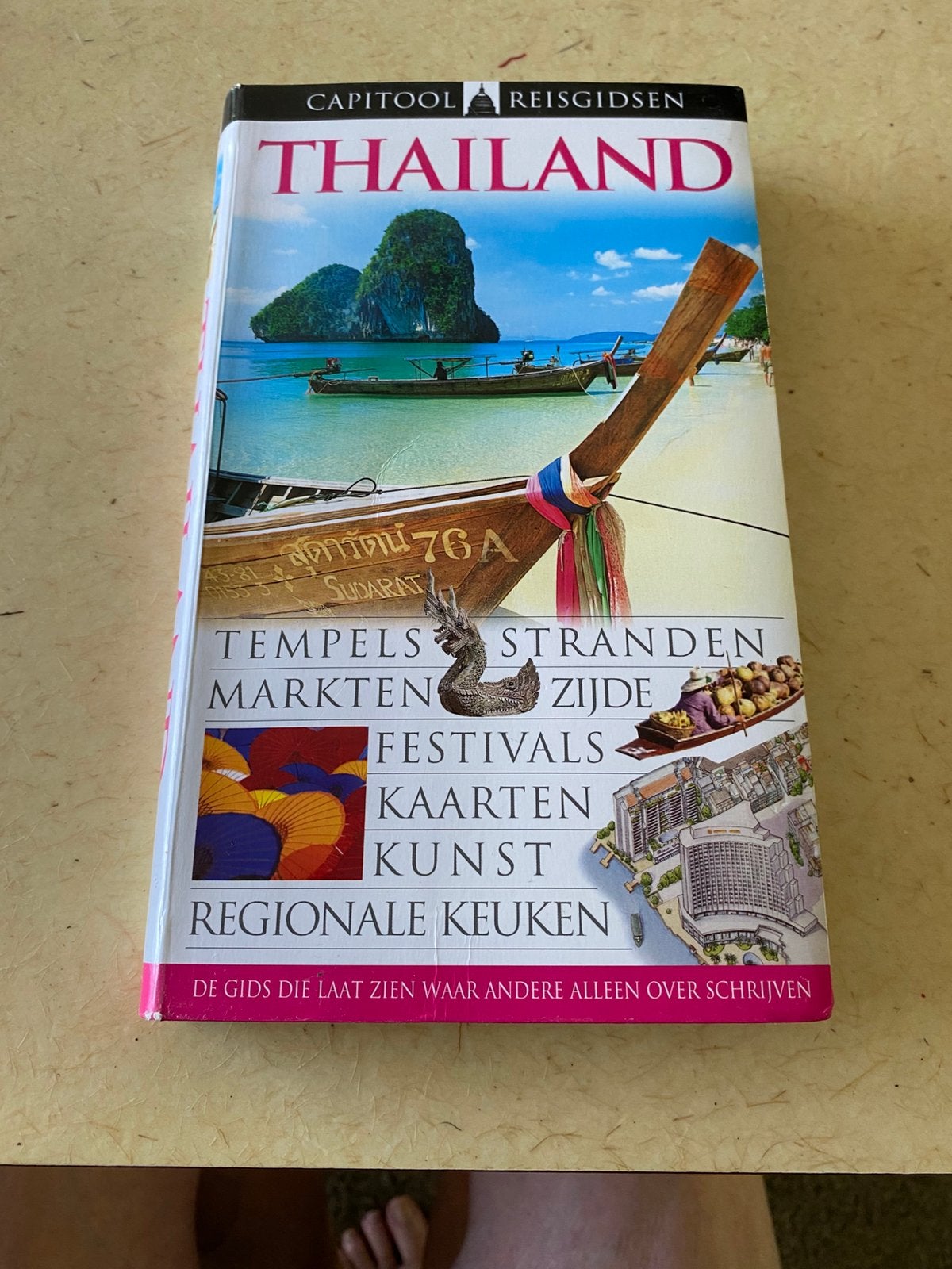 Capitool Thailand Mexico, Boeken, Gelezen, Capitool, Ophalen of Verzenden, Reisgids of -boek