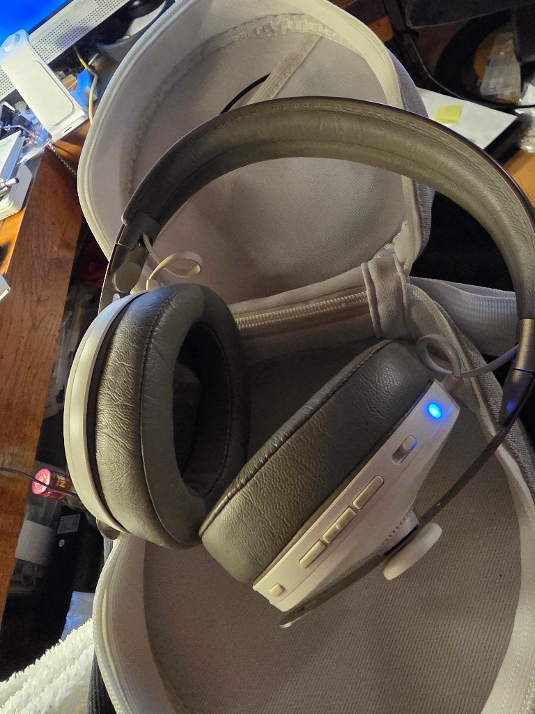 Sennheiser momentum 3, Audio, Tv en Foto, Gebruikt, Sennheiser, Draadloos, Ophalen of Verzenden