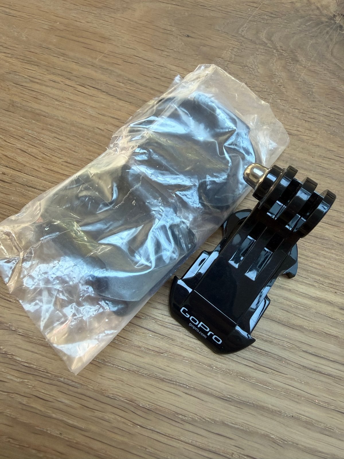 Foto 2 van GoPro J-Hook gesp mount - Bevestigingsclip
