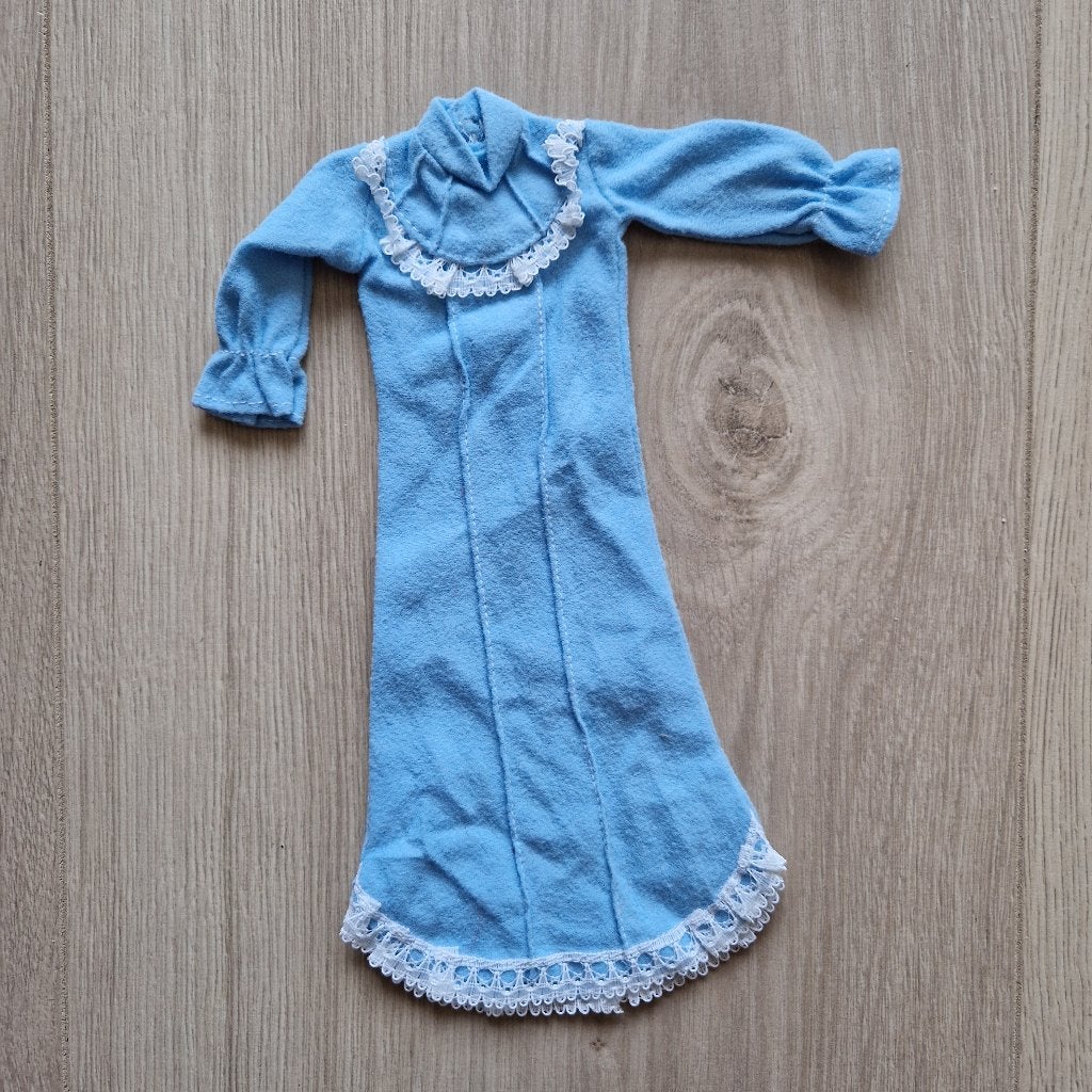 Tk: vintage barbie Sindy Warm and Cosy, Verzenden, Gebruikt, Kleertjes