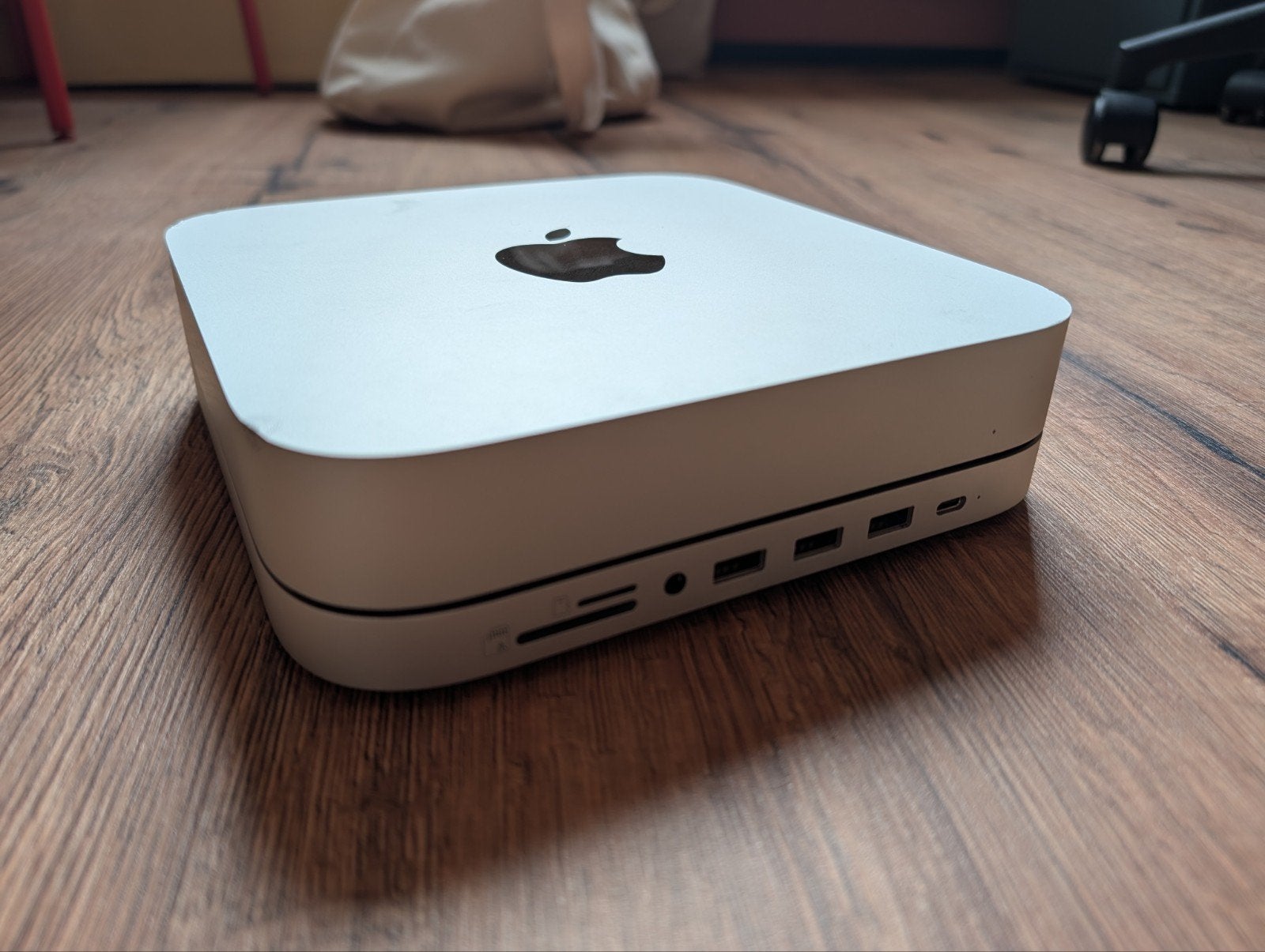 Mac Mini M1 8GB/256GB met Satechi dock (NVMe slot), Computers en Software, Apple Desktops, 256 GB, Ophalen of Verzenden, Zo goed als nieuw