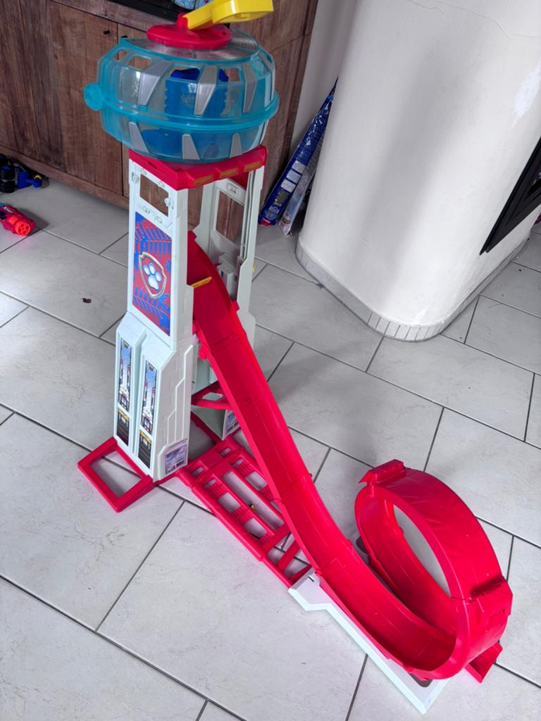 Paw Patrol Racebaan met Uitkijktoren en Looping, Overige merken, Ophalen of Verzenden, Racebaan, Gebruikt
