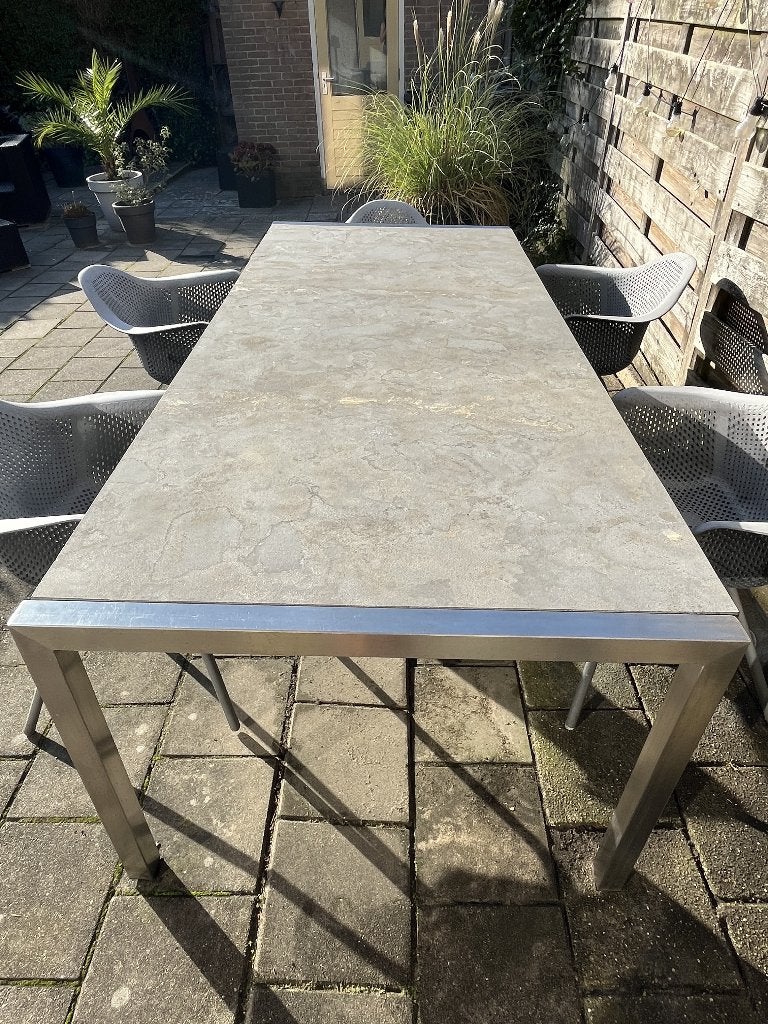 Tuintafel met RVS frame en HARDSTENEN blad., Ophalen, Gebruikt, Eettafel, 8 zitplaatsen