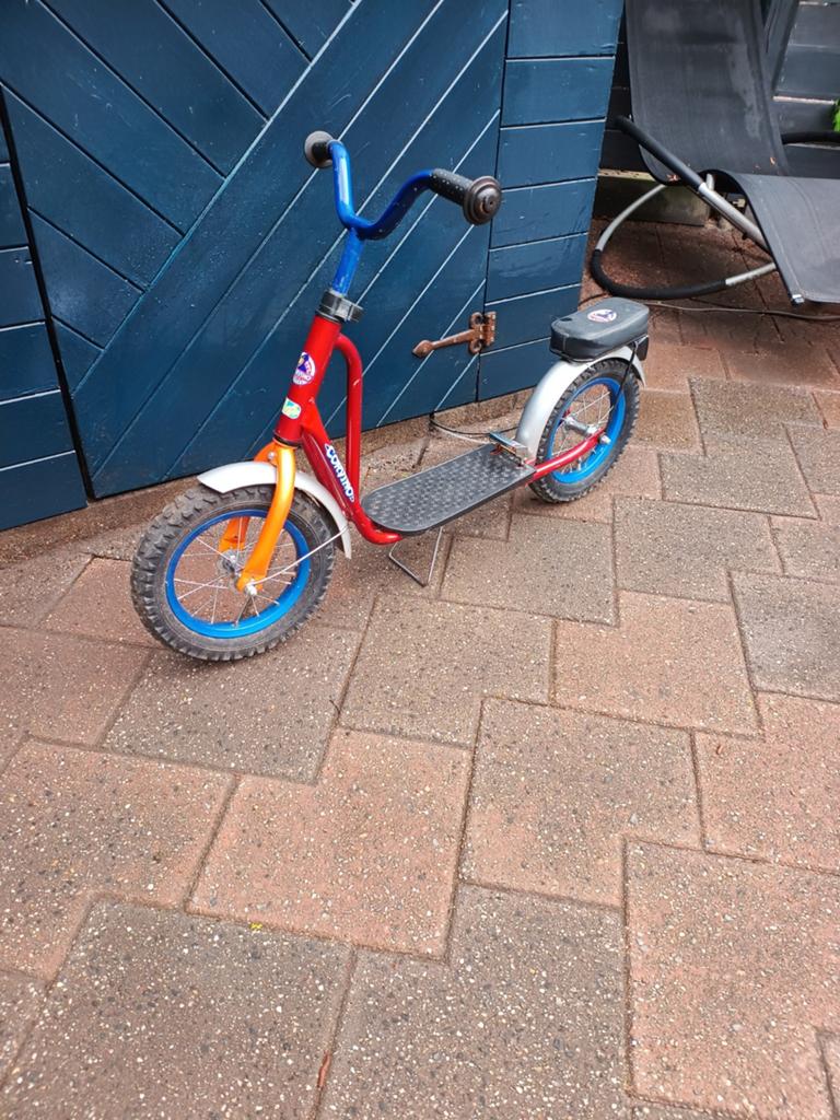 Stoere kinderstep met fatbike banden. Autoped., Fietsen en Brommers, Steps, Ophalen, Zo goed als nieuw, Gewone step, Corvino