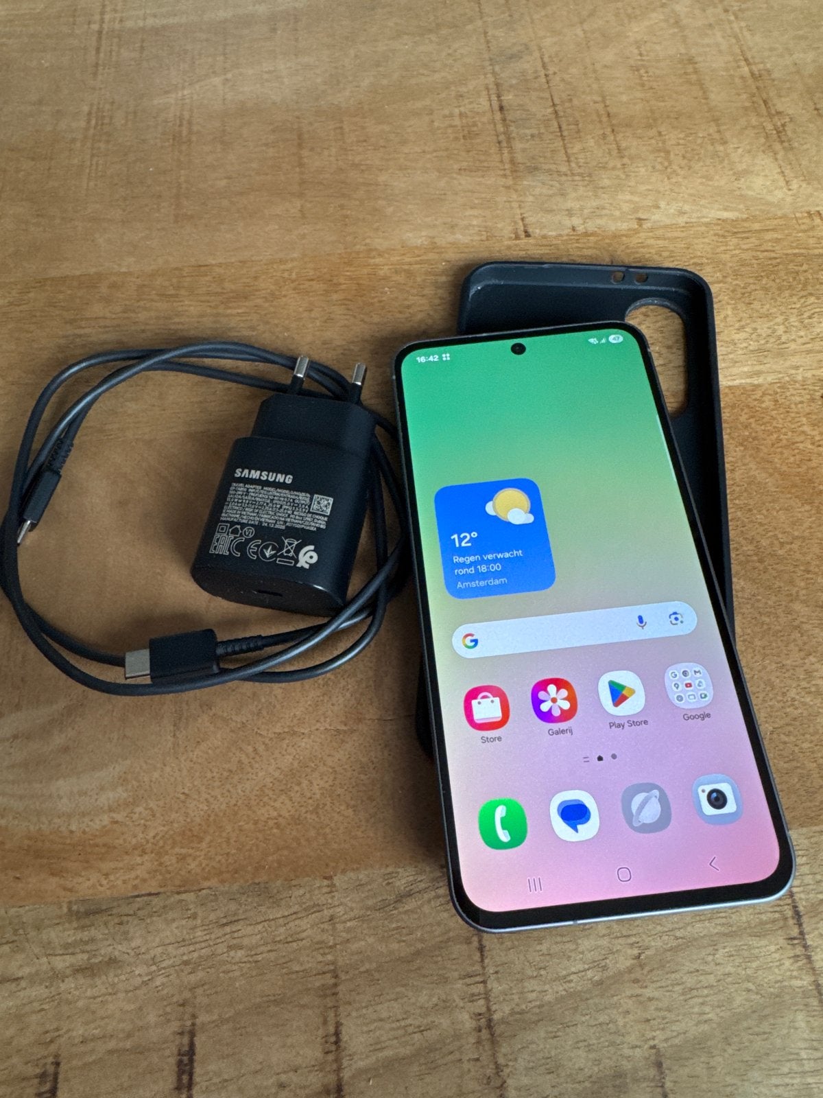 Samsung Galaxy A56 5G 128GB met hoesje en lader, Touchscreen, Ophalen of Verzenden, Zo goed als nieuw, Zonder abonnement