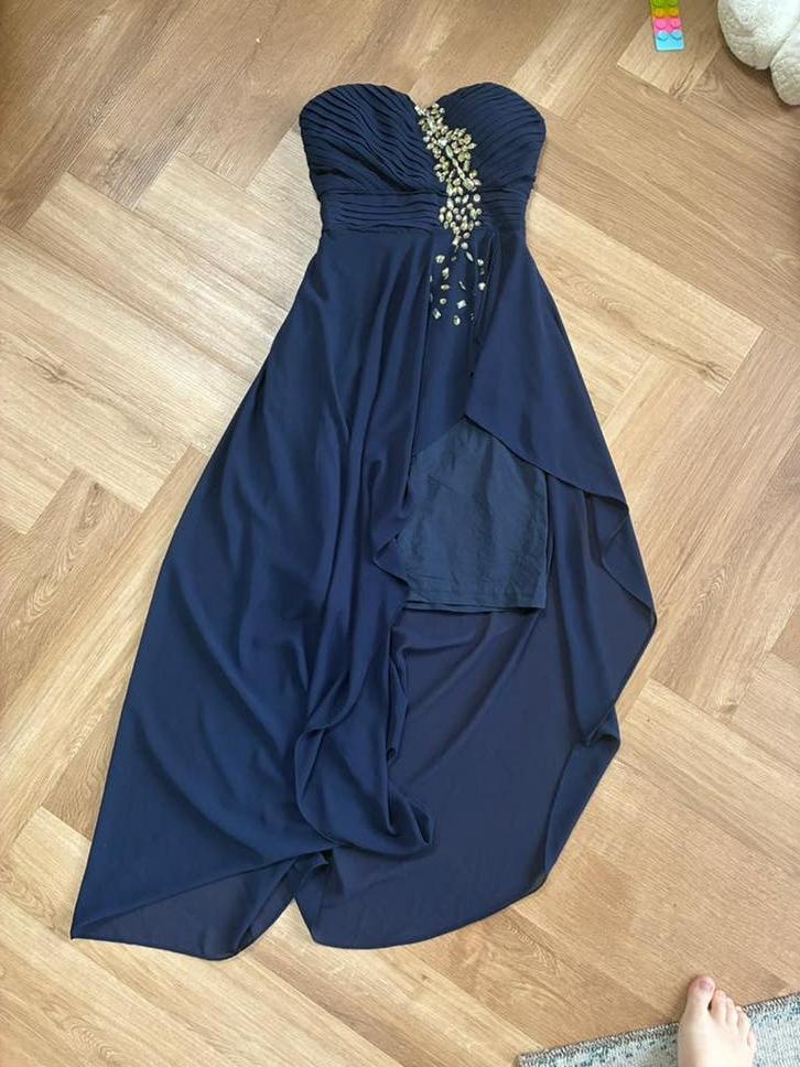 Blauwe galajurk maat m met glitters, Kleding | Dames, Ophalen of Verzenden, Zo goed als nieuw, Blauw, Galajurk