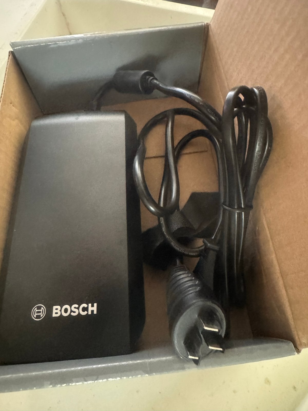 Bosch Lader voor Fatbike V8 V20 E-bike Oplader, Ophalen of Verzenden, Zo goed als nieuw