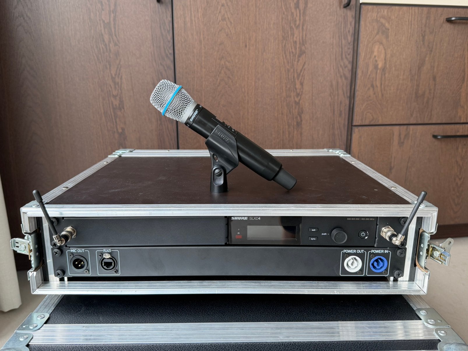 Shure SLXD24/B87A-S50, Ophalen of Verzenden, Zo goed als nieuw, Zangmicrofoon, Draadloos
