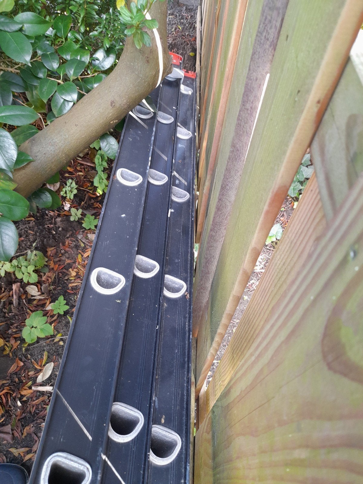 ladder uitschuifbaar 3 delen , 3x14 treden, Doe-het-zelf en Verbouw, Ophalen, Gebruikt, Opvouwbaar of Inschuifbaar, 4 meter of meer