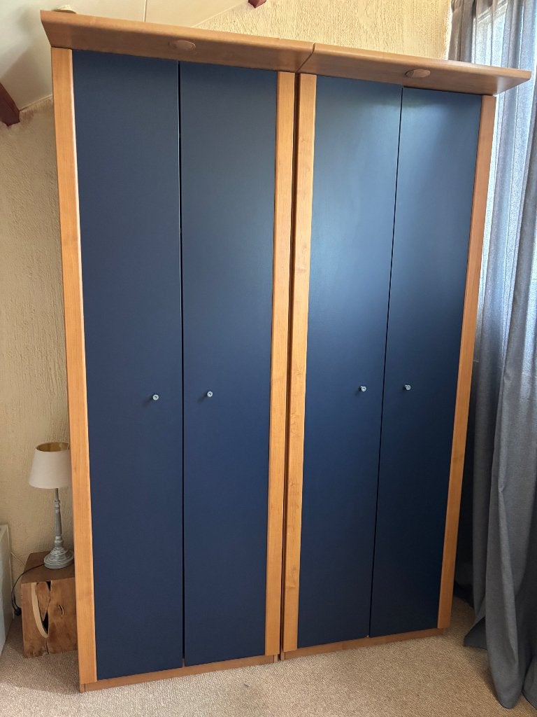 Kledingkast, Huis en Inrichting, Kasten | Kledingkasten, Ophalen, Met deur(en), Gebruikt, 200 cm of meer