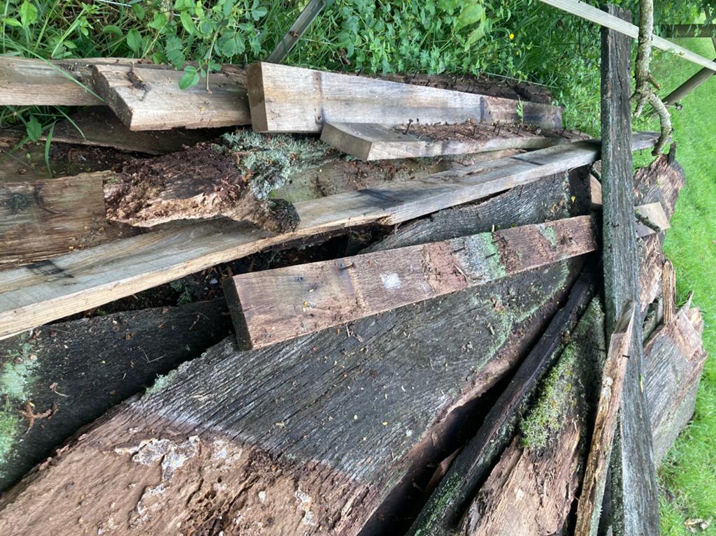 Stookhout (voor buiten) eiken planken gratis afhalen, Bladel, Tuin en Terras, Ophalen, Zo goed als nieuw, 250 cm of meer, Planken