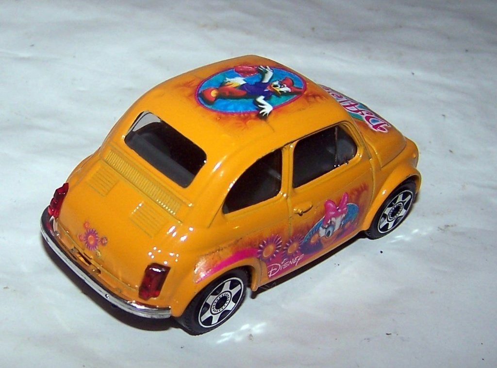 Prachtig model Bburago Disney Fiat 500 1/43. Nieuwstaat., Ophalen of Verzenden, Zo goed als nieuw, Auto, Overige merken