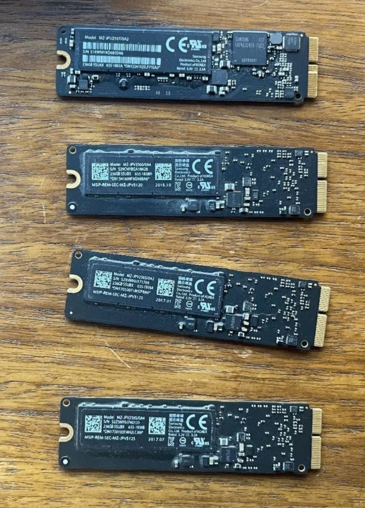 Original Apple 256GB of 128GB Macbook Pro Retina SSD, Intern, SSD, Refurbished, Ophalen of Verzenden