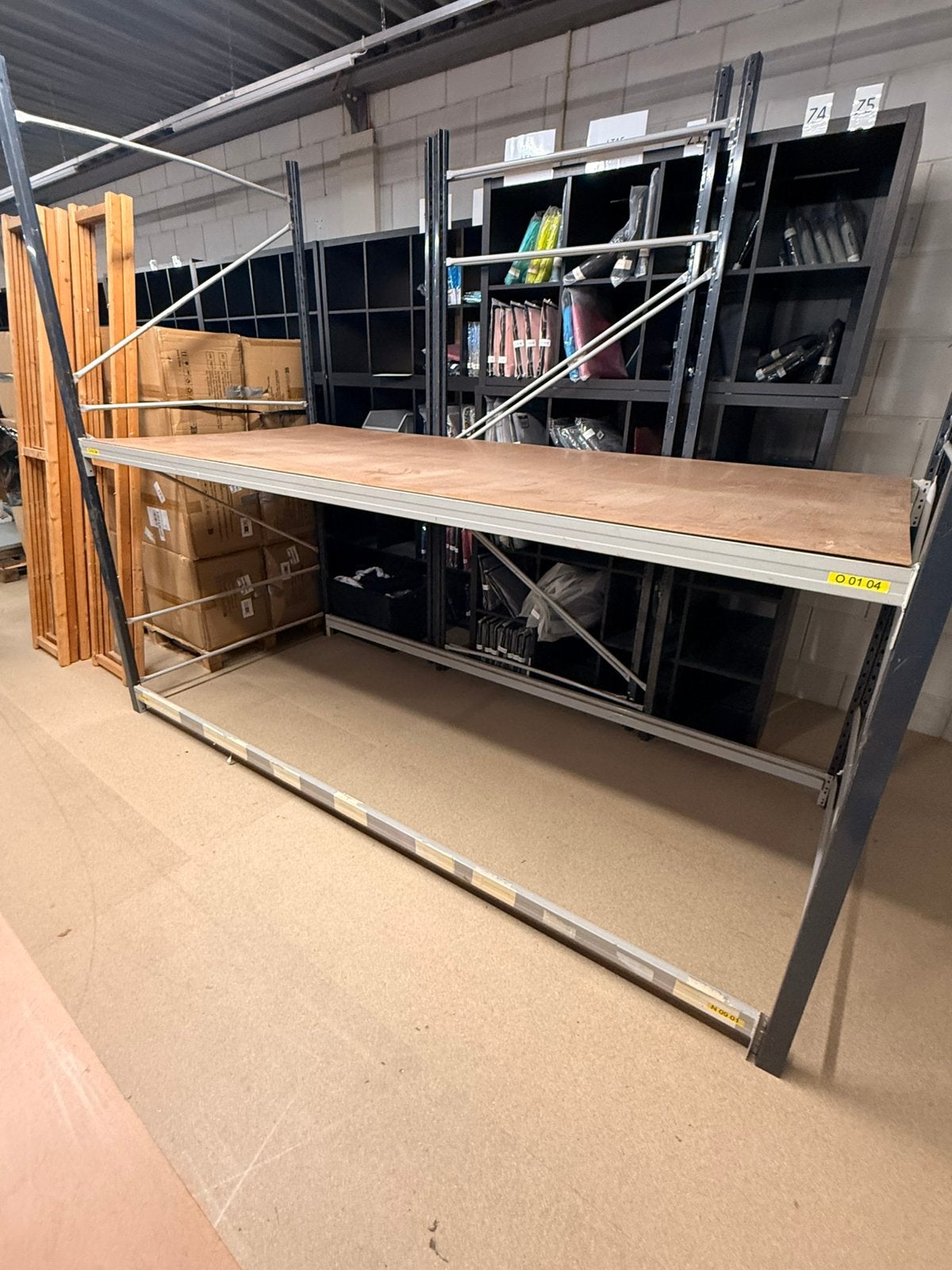 Gratis stellingen 240cm hoog 120cm diep, Ophalen, Gebruikt, Onbekend, Onbekend