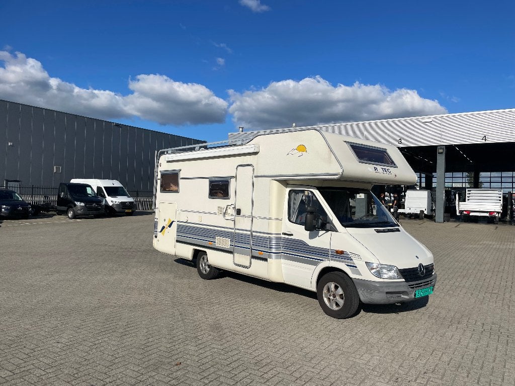 Mercedes Benz Sprinter T.E.C., 172.000 km APK april 2027!, Ringverwarming, 6 tot 7 meter, Particulier, Mercedes