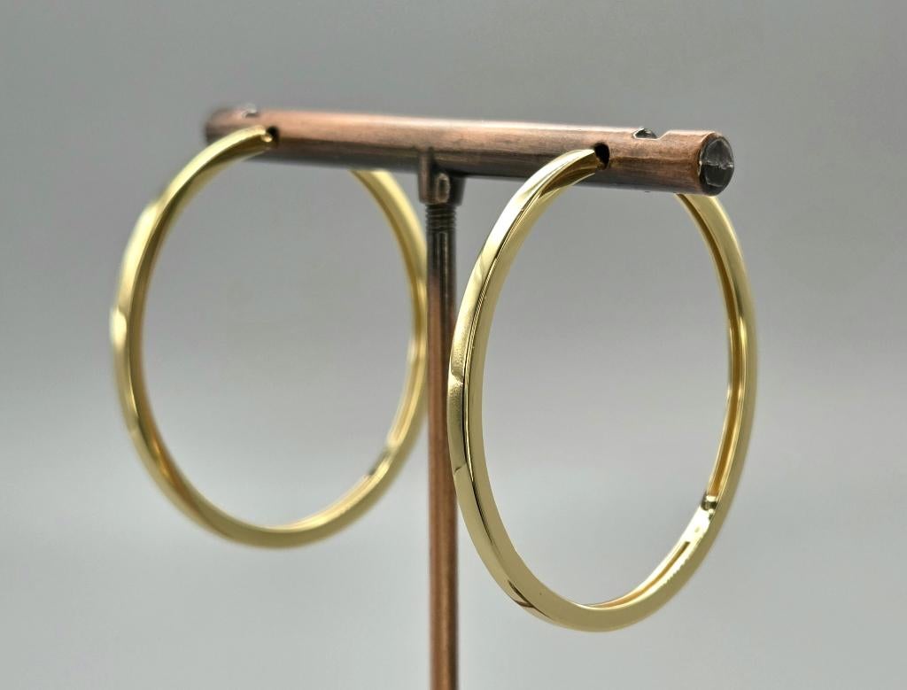 Goud op zilver vierkante klap creolen. 2026/114., Hangers, ., Nieuw, Ophalen of Verzenden