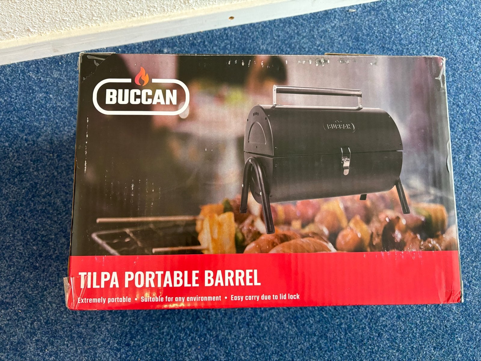 BUCCAN Tilpa Portable Barrel BBQ - Nieuw in doos, Ophalen of Verzenden, Nieuw