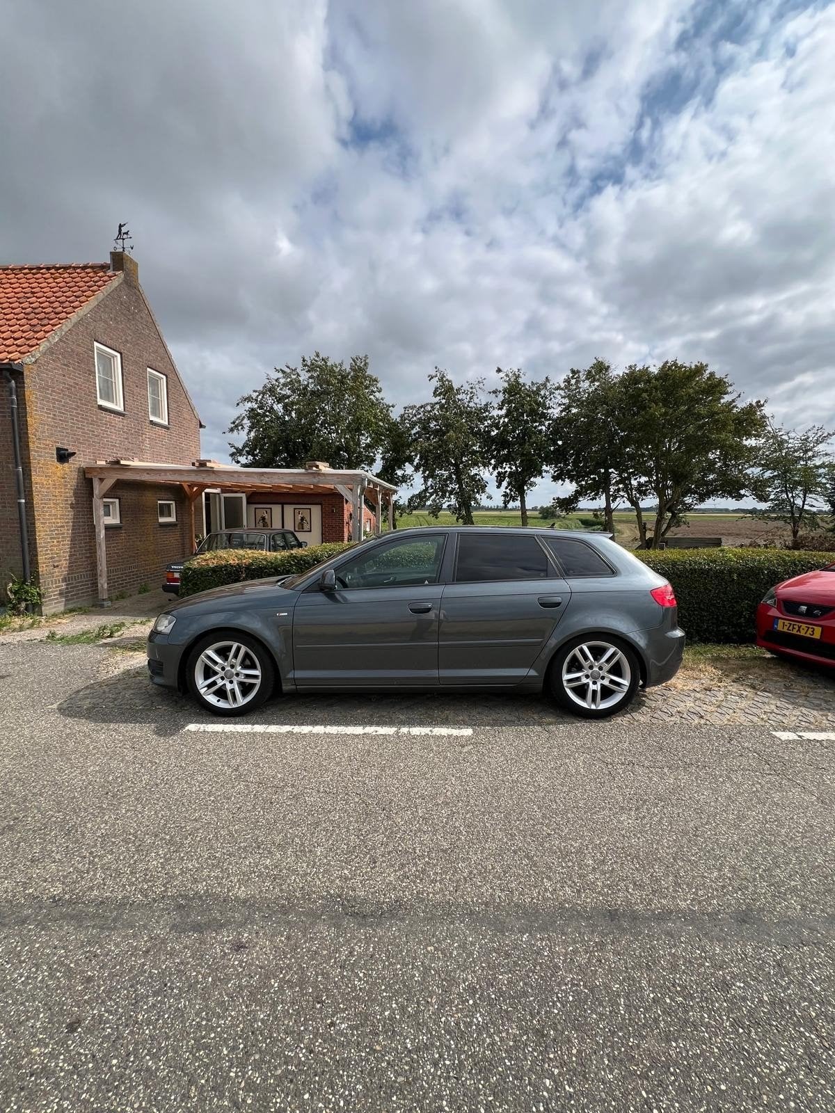 Audi A3 1.4 Tfsi 92KW Sportback 2010 Grijs, Auto's, Audi, Voorwielaandrijving, 125 pk, 680 kg, 4 cilinders