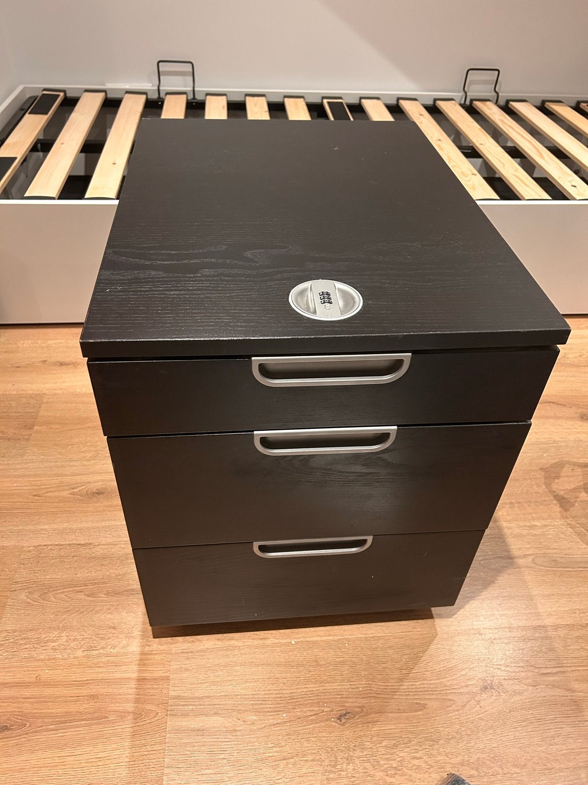 IKEA GALANT Ladeblok op wielen, zwart gebeitst essenfineer, Minder dan 50 cm, Gebruikt, Ophalen of Verzenden, 3 of 4 laden
