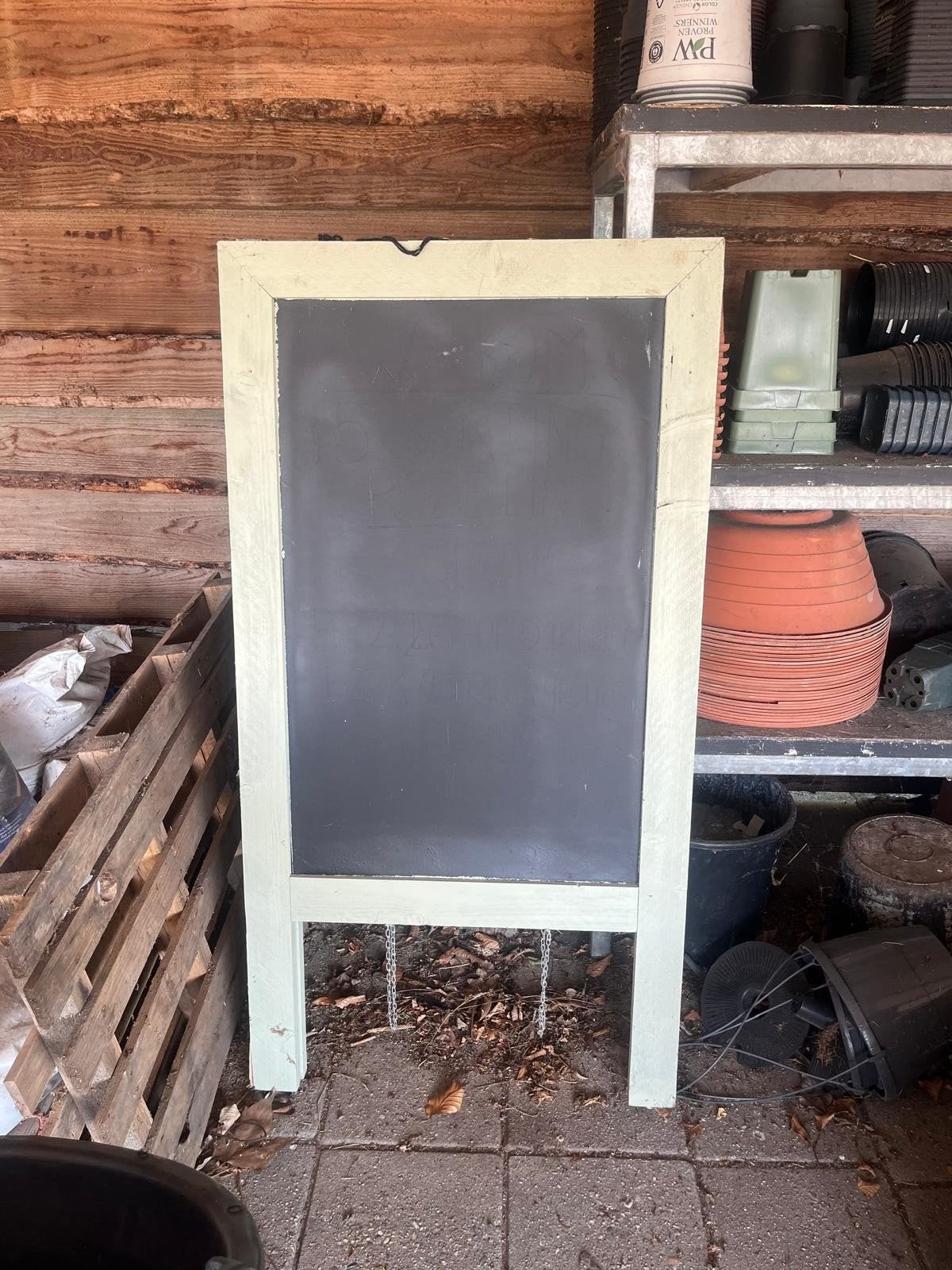 Info bord, Ophalen