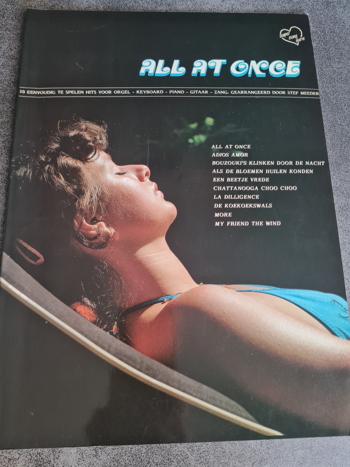 Muziekboek All At Once - Keyboard, Piano, Ophalen of Verzenden