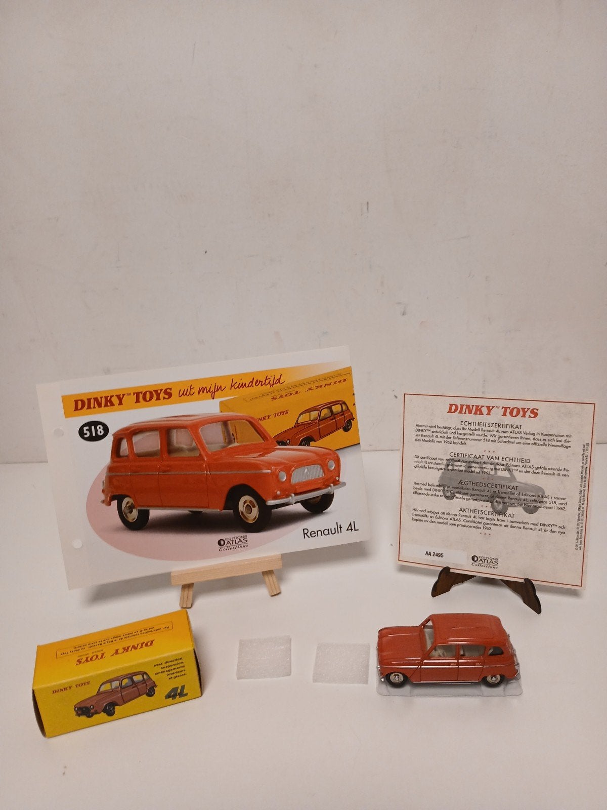 Renault 4L rood dinky toys, Ophalen of Verzenden, Gebruikt, Auto, Dinky Toys