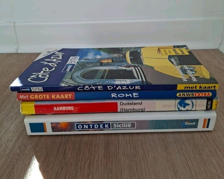 Reisboekjes, Ophalen of Verzenden, Zo goed als nieuw