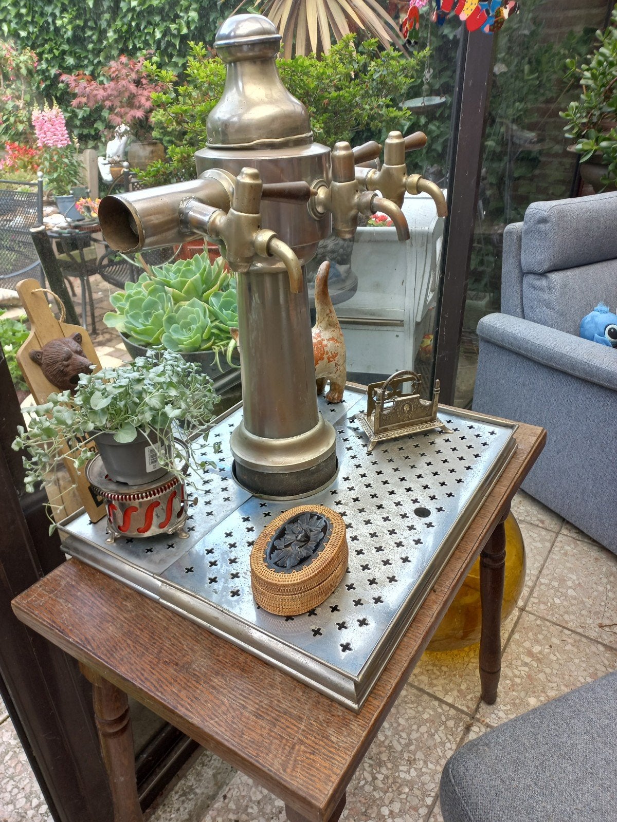Antieke koperen biertap / drankdispenser, Ophalen