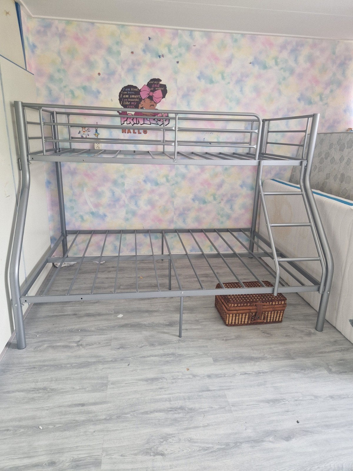 Zo goed als nieuw 3-persoons stapelbed (zonder matras), Ophalen