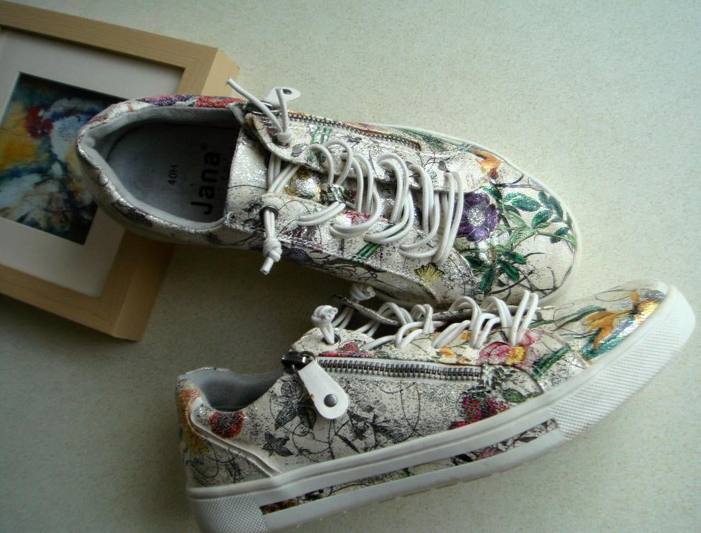 Jana sneakers schoenen maat 40H met wat glans € 8,50, Ophalen of Verzenden, Zo goed als nieuw, Overige kleuren, Sneakers of Gympen